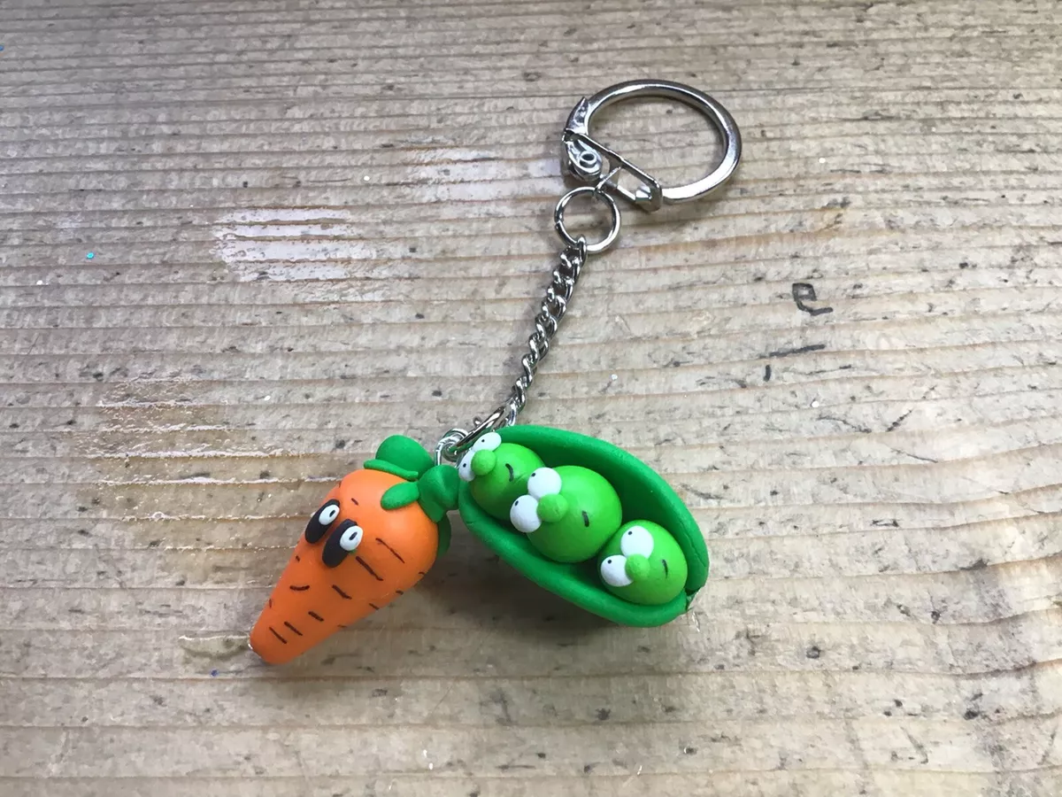 Pea clearance pod keyring
