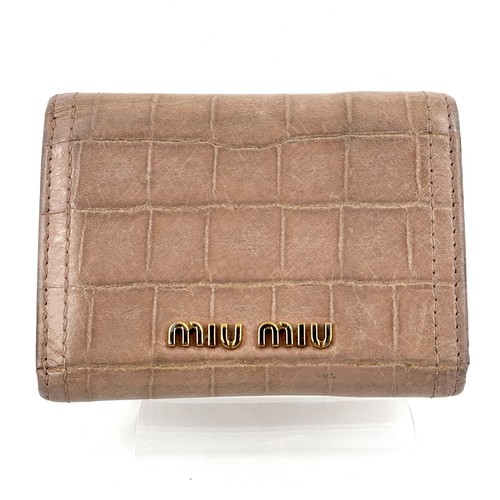 Cartera MIU MIU Love Letter Cuero Croco-Repujado Tríptico Compacto Beige Auténtica - Imagen 22 de 24
