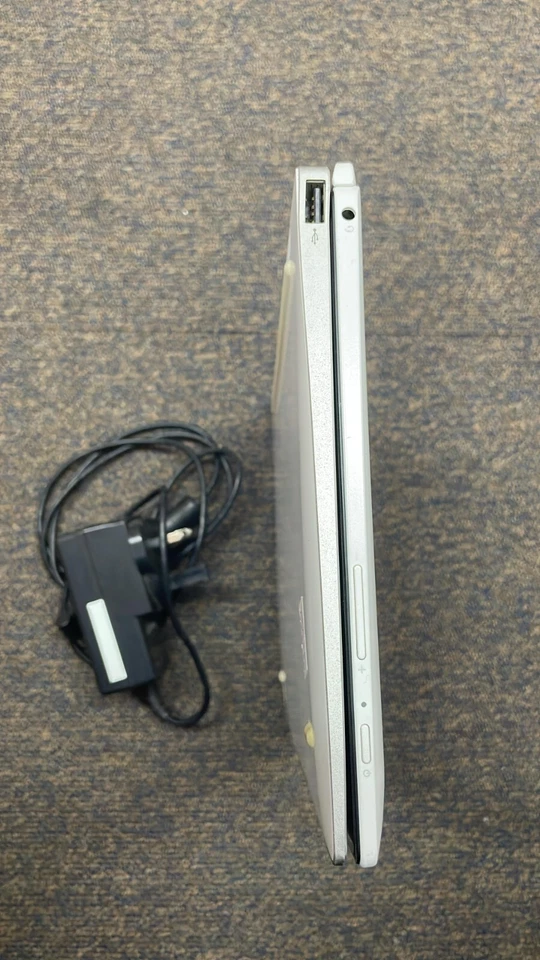 Lenovo Miix 320-10ICR 2in1 Tablet 4GB RAM 64GB White IdeaPad Slim Design - Image 4 of 4