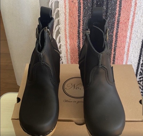 Leather 36 Clog Buckle Boot on Mid Heel 