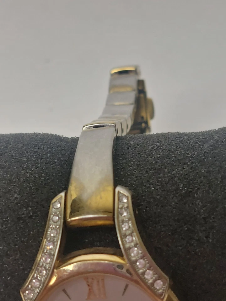 Seiko Solar Crystals Gold Tone Stainless Steel Ladies Watch V115-0AZ0 - image 2 of 4