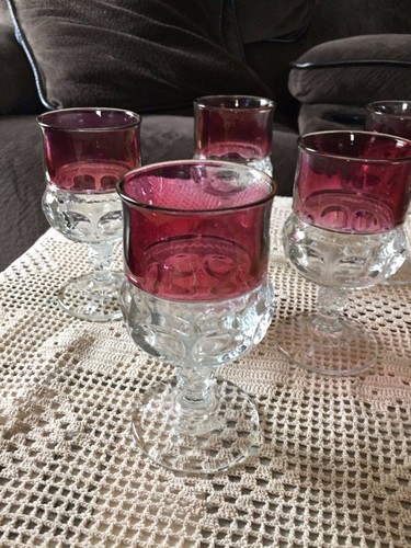 Vintage ruby flashed King's Crown pattern glass stemware, set of 7 wine glasses - Picture 3 of 4