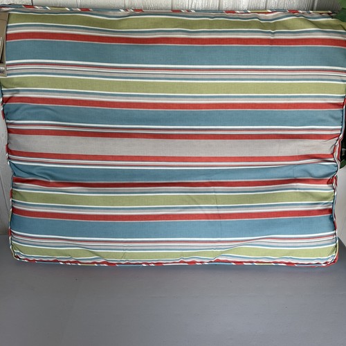 Tommy Bahama Pet Bed 30X40X4 Stripe Multicolor Indoor/Outdoor MildewResistantNEW - Picture 2 of 5