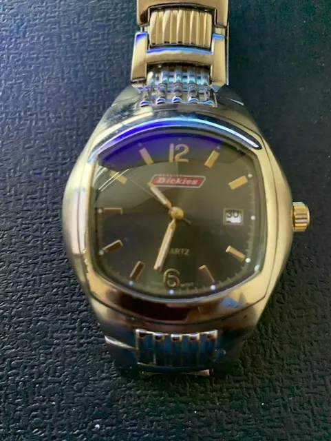 Vintage Dickies Men s Watch Black Dial Silver Bracelet
