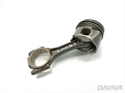 VW Golf Motorkolben mit Pleuel 2.0 TDI 16V Diesel 103kW (140 HP) 038J 2005