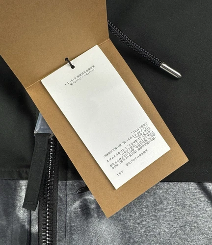 NWT BURBERRY Monochrome Rave Print Nylon Hooded Jacket Size: L Black MSRP $1250 image 11