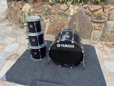 Yamaha Stage Custom 4pc Drum Set kit