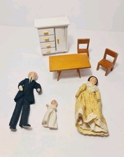 Vintage Puppenhaus Miniatur Möbel & Volkskunst Handarbeit Puppenfamilie