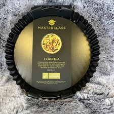 Image of MasterClass Non-Stick Fluted Loose Base flan/Quiche Tin Round 20cm (8")