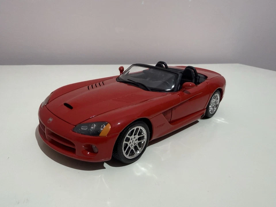 Dodge Viper 1/18 Burago - Immagine 2 di 4