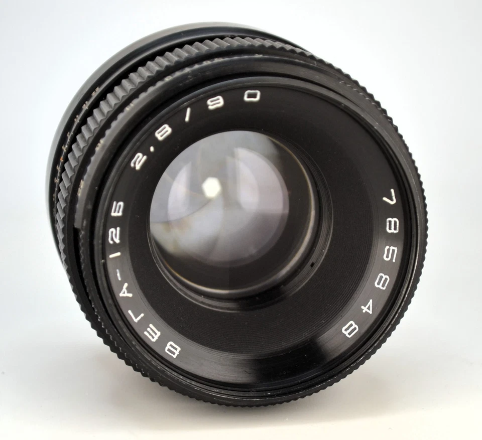 SERVICED! GREY BLADES! SOVIET USSR VEGA-12B f2.8/90 LENS, for KIEV-6S/KIEV-60 - Image 2 of 4