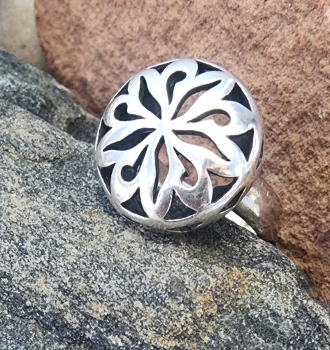 Retired James Avery Ring Sterling Silver Openwork