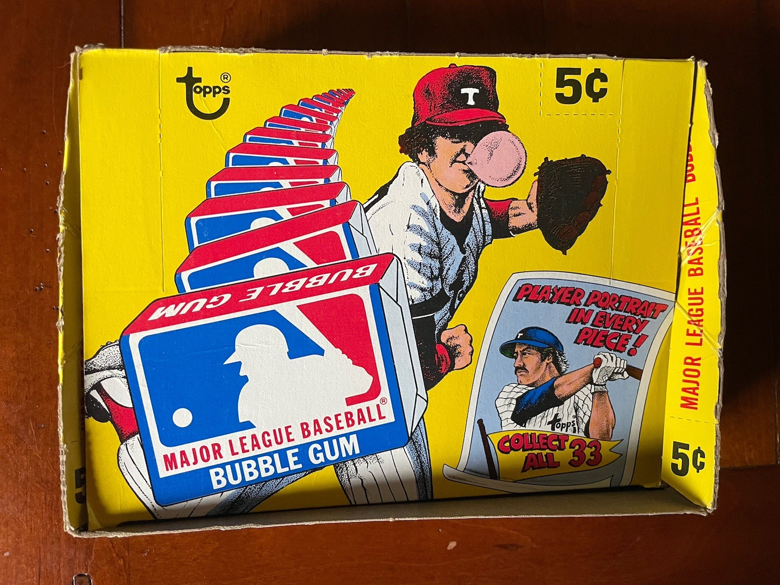 1979 TOPPS BUBBLE GUM EMPTY BOX . PLUS ENTIRE SET IN 3 UNCUT SHEETS !!!