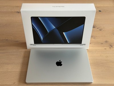 Apple MacBook Pro 16 Zoll M2 Max 32GB RAM - 38 GPU - 1TB Top Zustand - silber