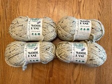 Lot Lion Brand 640-123E Wool-Ease Thick  Quick Yarn Oatmeal 3 Full 1 Partial