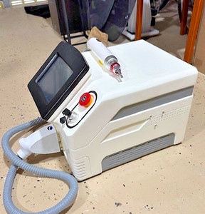Laser Pico Q Switch Nd Yag Laser Tattoo Removal Skin Rejuvenation Machine