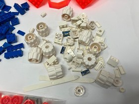 Lego Space: Ice Planet (6983) missing 3 pieces