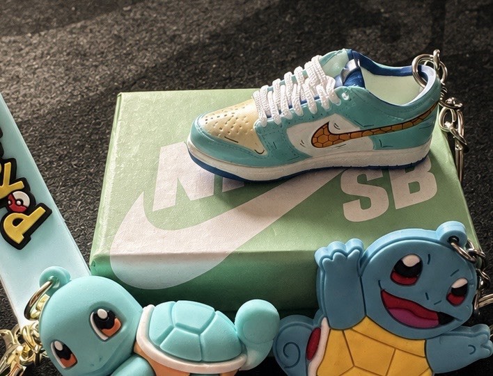 Mini trainer Keyring + Pokemon Squirtle & Wartortle Charm Set Nike SB image 2