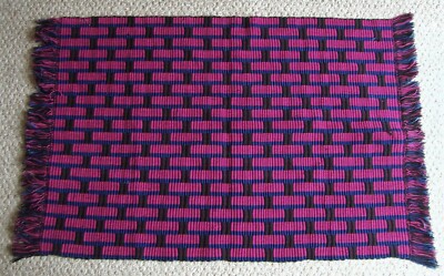 Woven Black Blue & Pink Woven Rug 27 1/2'' x 40'' Plus 3'' Fringe Both Ends
