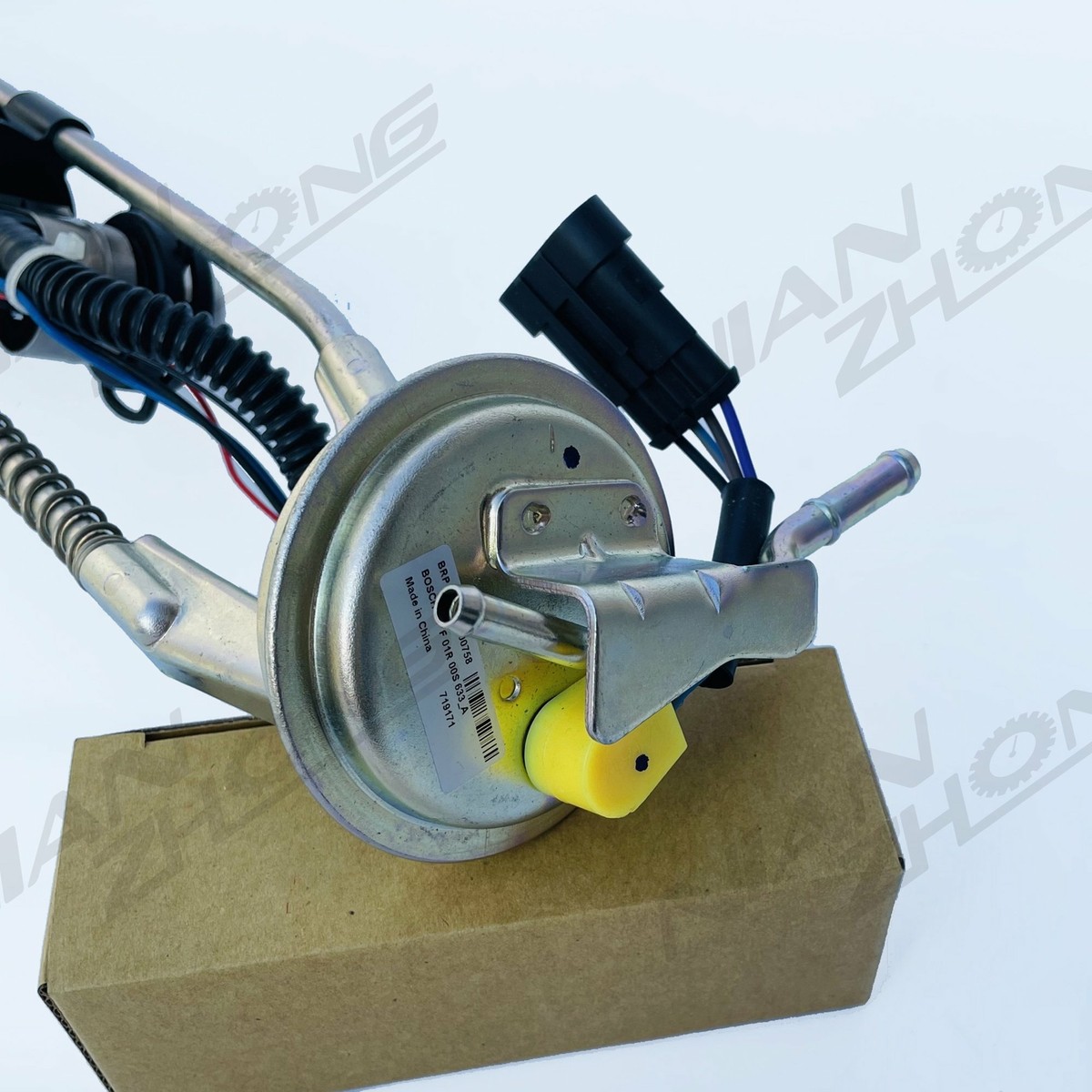 Motorcycle Fuel Pump Assembly 709000758 F01R00S633 For Bombardier
