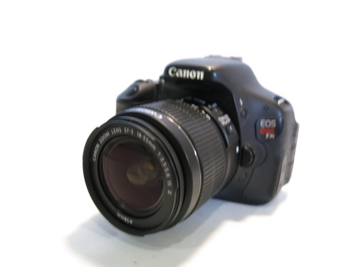 Excellent Canon EOS Rebel T3i 18.0 MP DSLR Camera w/18-55mm IS Lens 8,639 Clicks