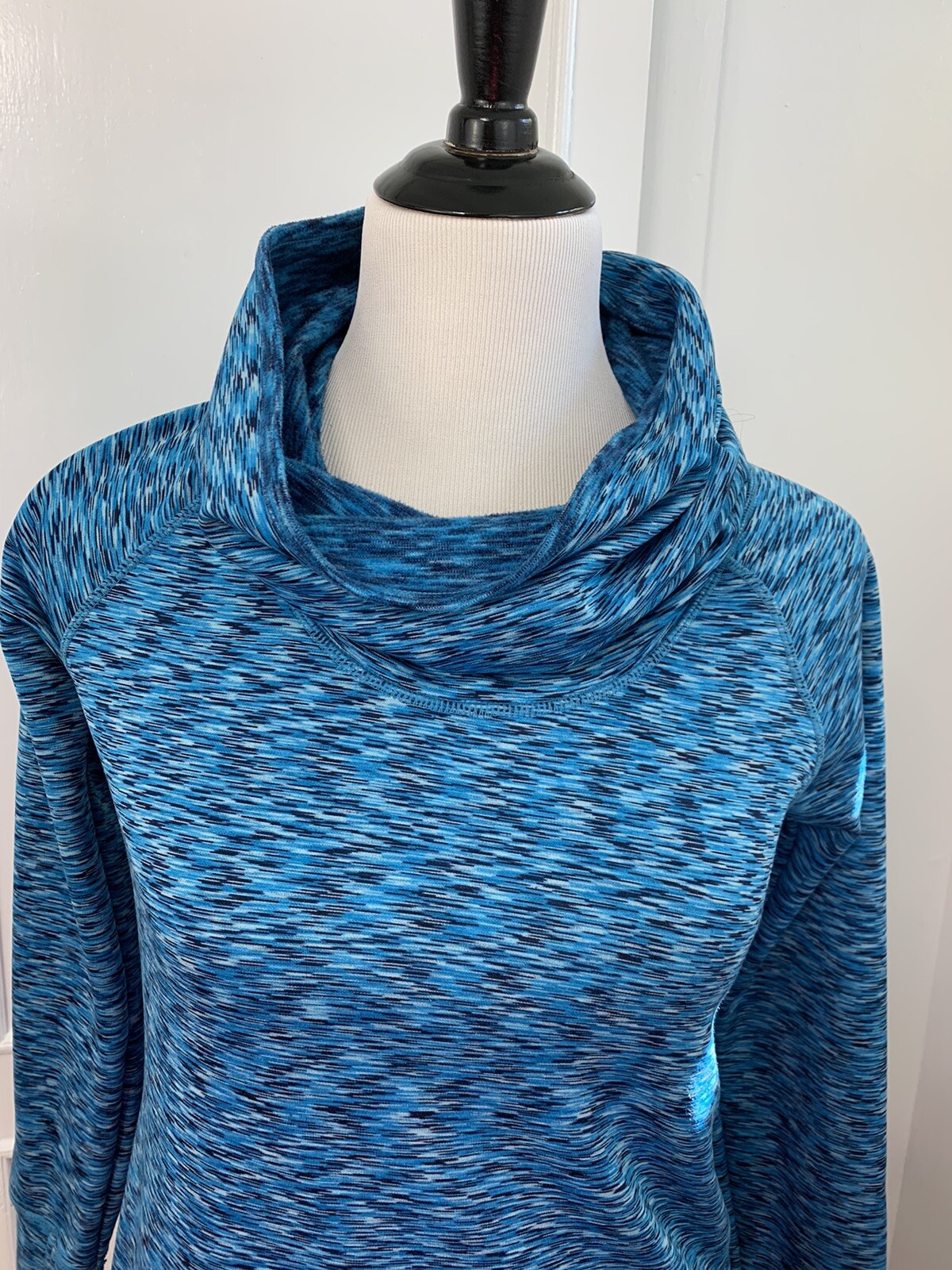 Athleta Tranquility Pullover Blue Spaced Dye Cowl… - image 7
