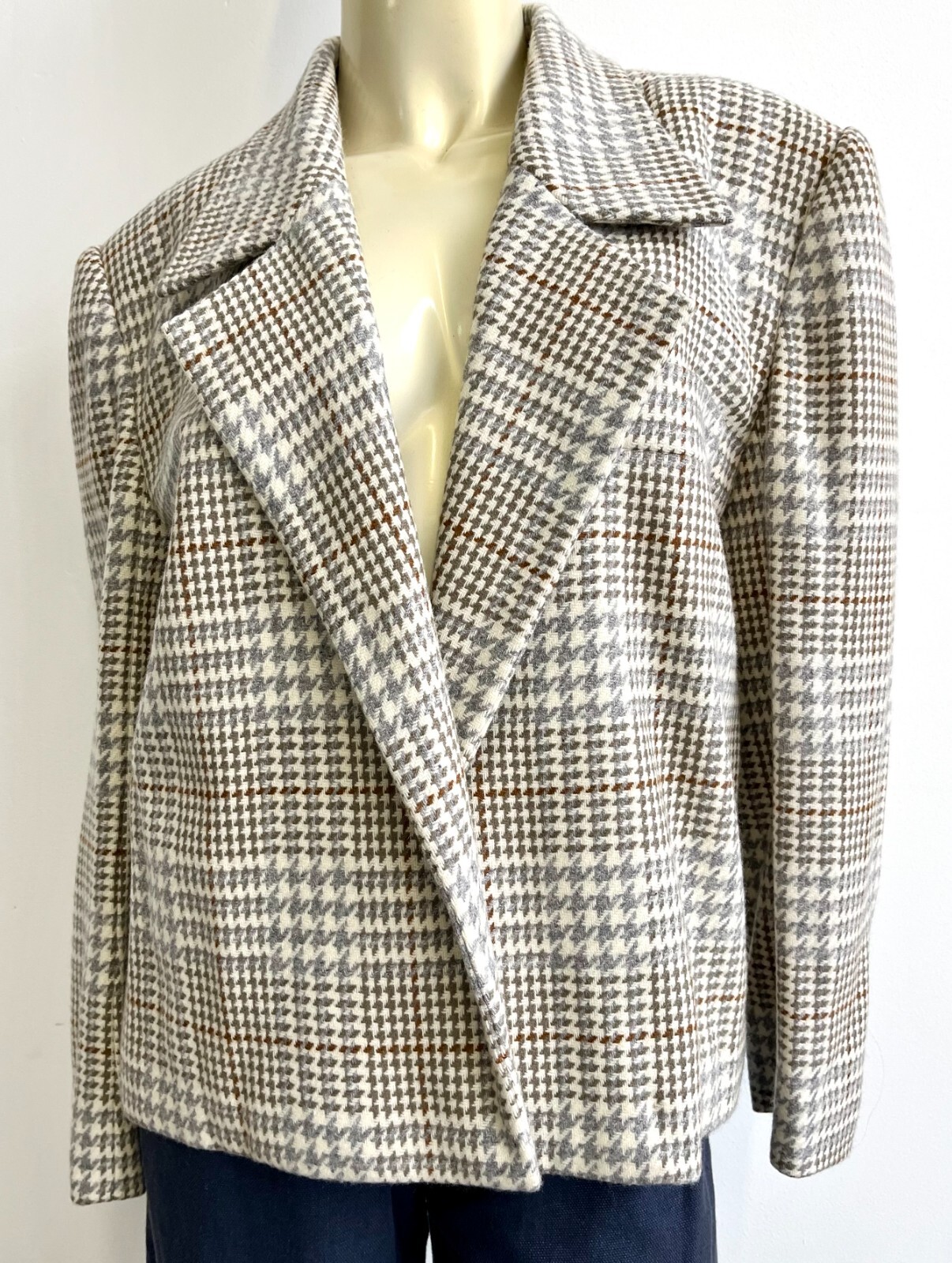Beige Houndstooth Blazer Structured Shoulder Wool… - image 1
