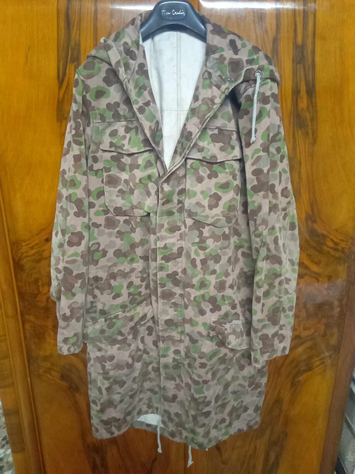 Foto 1 di 3