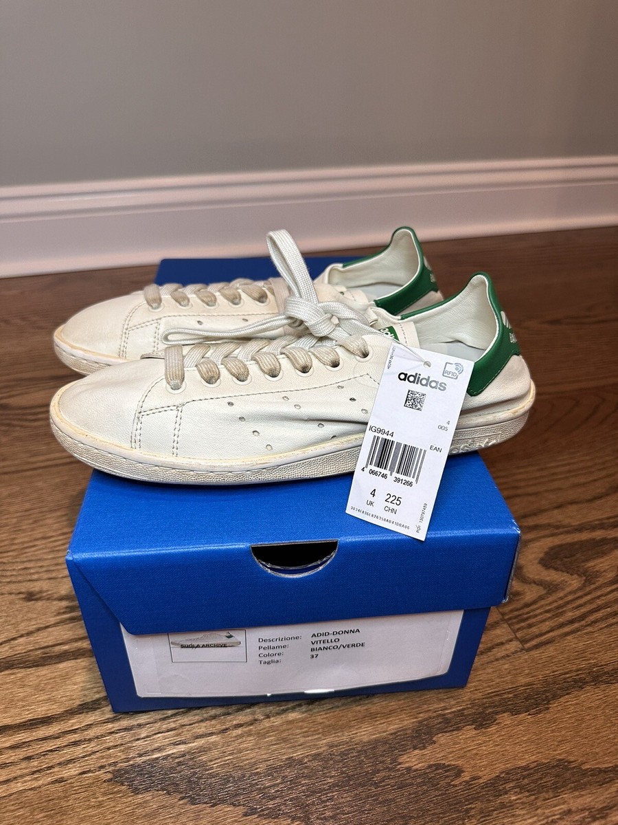 Balenciaga x Adidas Stan Smith Low Worn-Out - Off White Balenciaga x Adidas Stan Smith Low Worn-Out - Off White