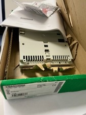 NEW Schneider 170ADO35000 TSX Momentum Base I/O Base 24VDC-32PT Out