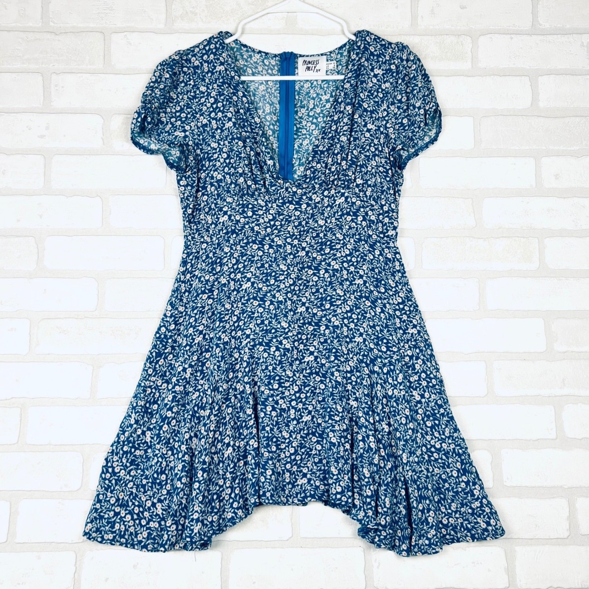 Princess Polly Blue Floral Mini Dress Short Sleeve V Neck Flounce Hem Size  6 | eBay