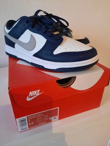 Nike Dunk Low Sneaker Weiß/Blau/Grau Größe 40 Unisex FD9749400