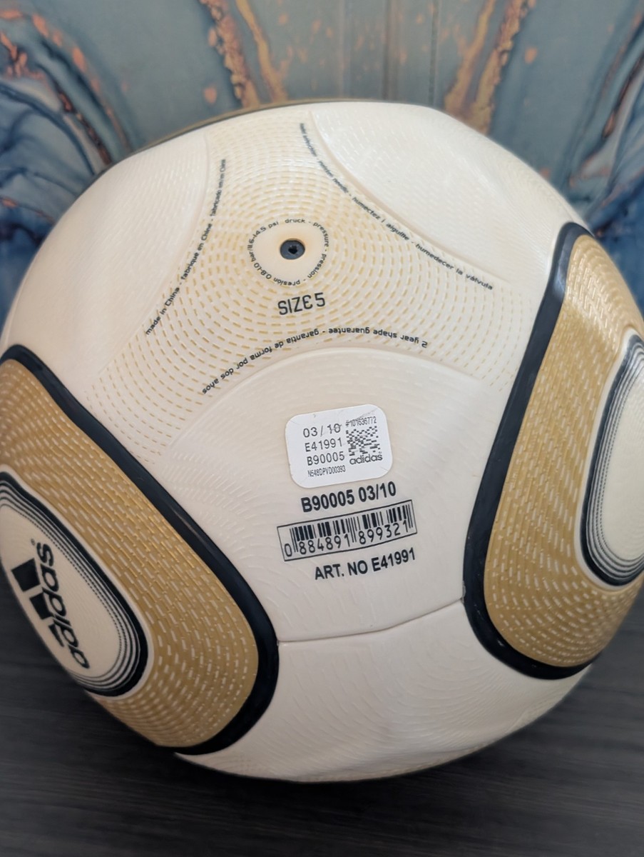 Adidas Jo'bulani Official Match Ball - FIFA World Cup 2010 Final