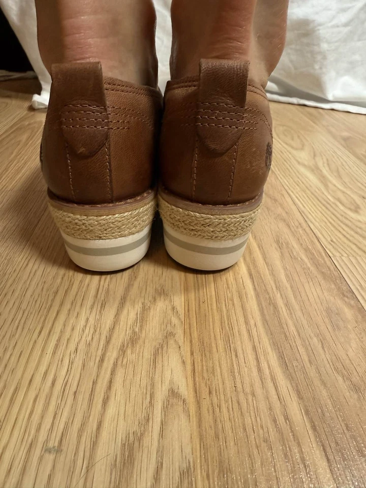 Mocasín Timberland para mujer con plataforma de cuero con punta Emerson marrón sin cordones Foto 4 de 4