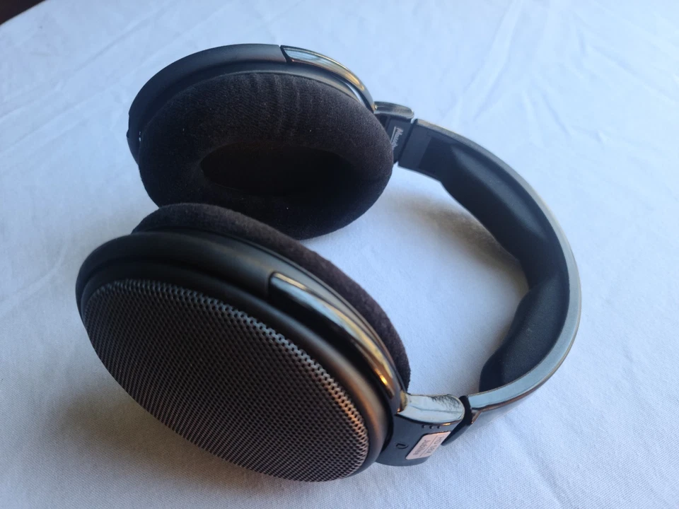 MASSDROP + SENNHEISER HD 58X JUBILEE HEADPHONES ORIGINAL BOX AND ACCESSORIES - Image 2 of 4