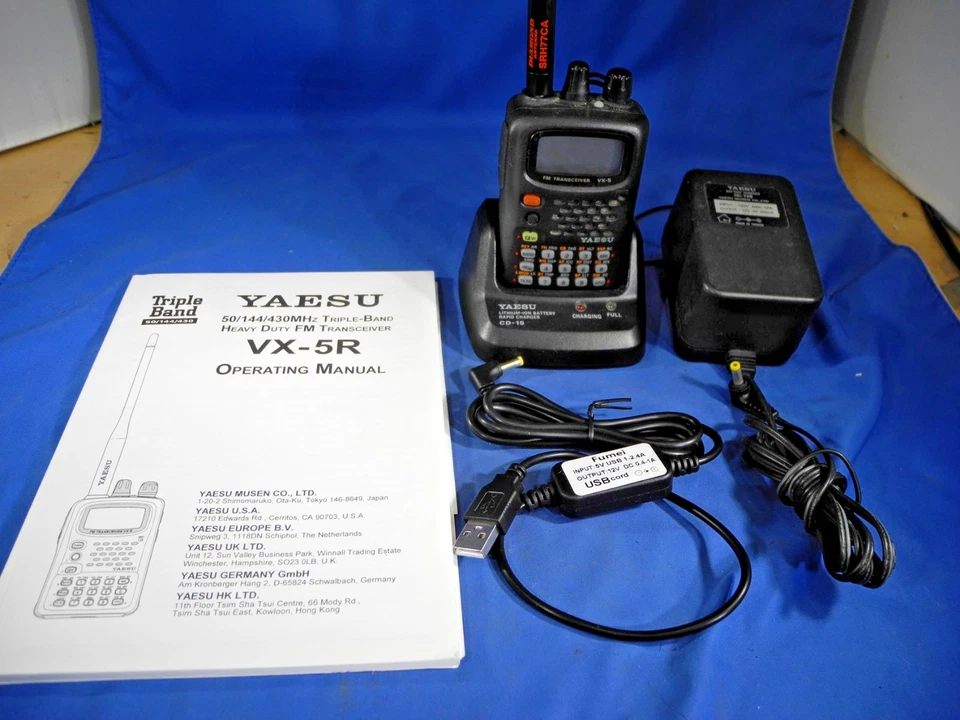 Transceptor FM de alta resistencia Yaesu VX-5R 50/144/430 MHz triple banda probado ¡Nuevo bate! Foto 2 de 4
