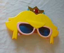 Nintendo Super Mario Bros Sunglasses Sun-Staches of the Character Princess Peach