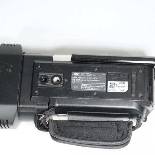 JVC Victor Everio GS-TD1-B Black consumer high definition flash drive SSD camera - Picture 9 of 12