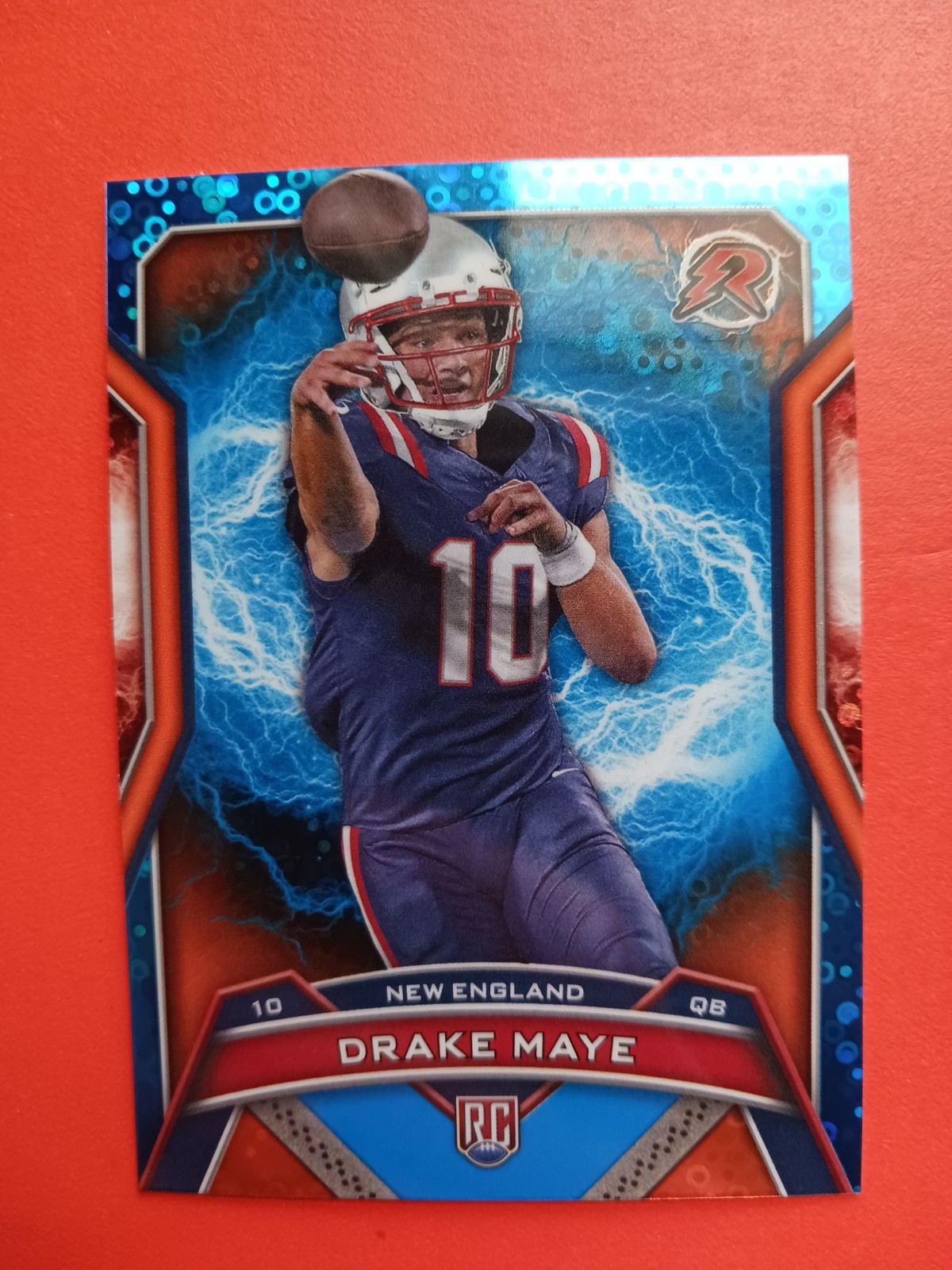 2024 Topps Resurgence - Rookies Drake Maye #164 Blue & Orange Spark Refractor...