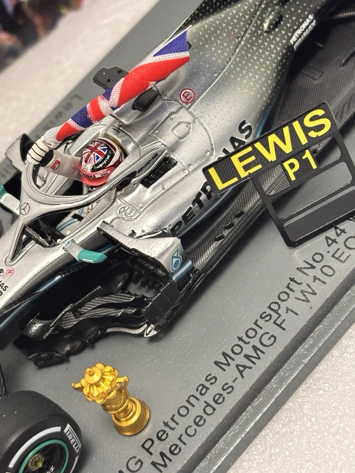 Spark S6089 Mercedes F1 W10 Winner British GP 2019 – Lewis Hamilton 1/43 Scale - Photo 3/4