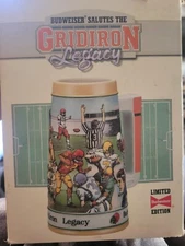 ANHEUSER-BUSCH 1990 BUDWEISER SALUTES THE GRIDIRON 🏈 LEGACY STEIN NIB