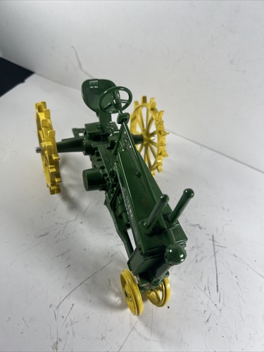 ERTL JOHN DEER1937 MODEL G TRACTOR COLLECTORS EDITION 1/16 SCALE DIE-CAST MIB - Picture 11 of 12