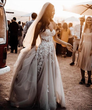 Sheer Lace 3D Flowers Applique Wedding Dresses Strapless Tulle Dark Grey Beach