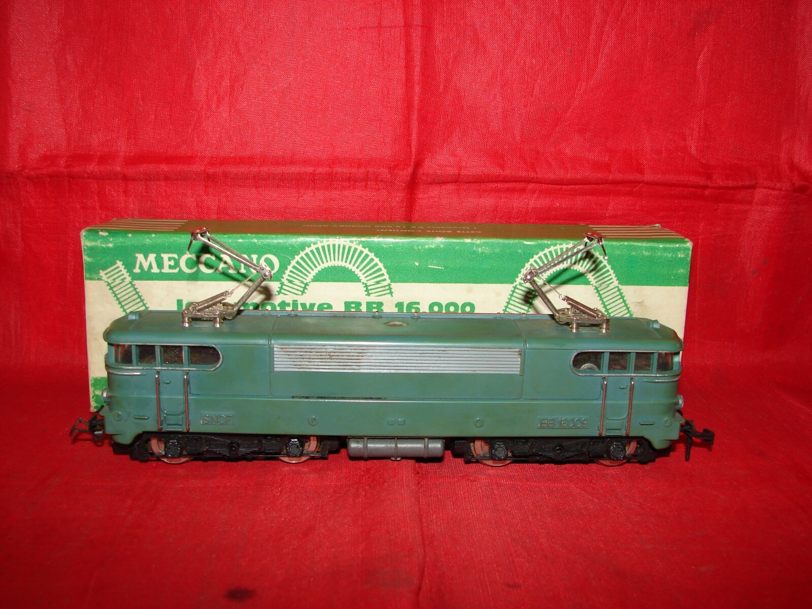 Locomotive Hornby N°3 BB 16009 échelle HO - Occasion, éclairage D'un Côté Seulement