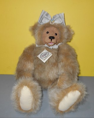 a&a plush bear