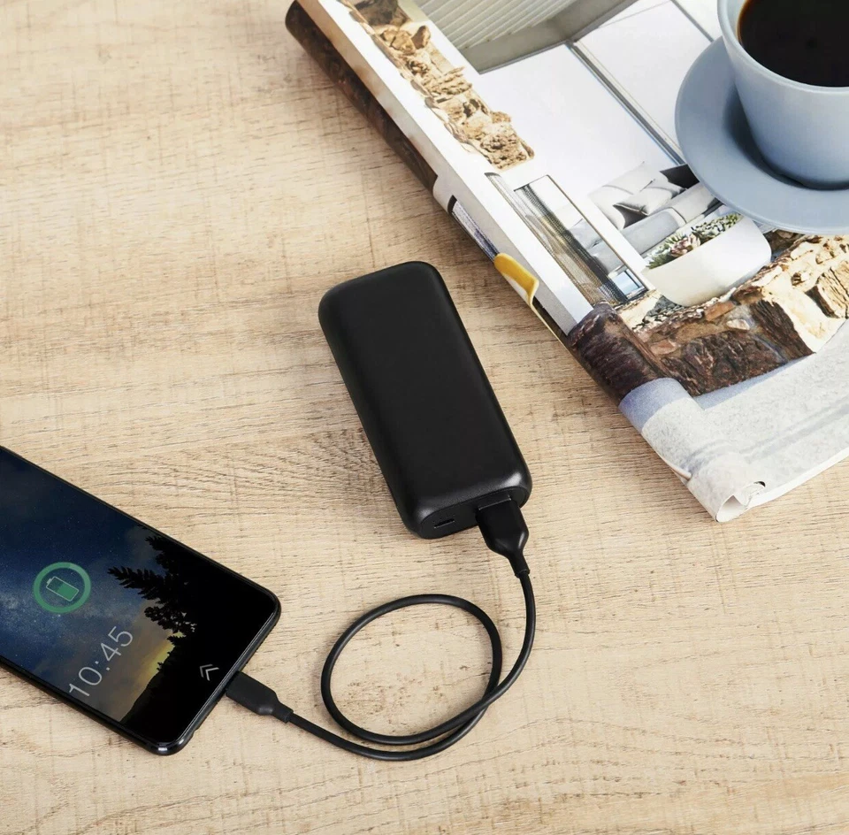 Onn Portable Battery Power Bank 6700 Mah Black Micro USB Cable 1ft Included NEW - Image 3 of 4