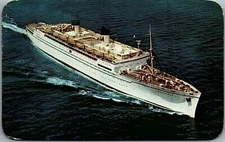 VINTAGE S.S. MATSONIA HONOLULU HARBOR AIR MAIL POSTCARD 29-127