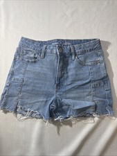 NWT Old Navy Women  s OG Straight High-Rise Denim Jean Shorts Raw Hem - Size 8