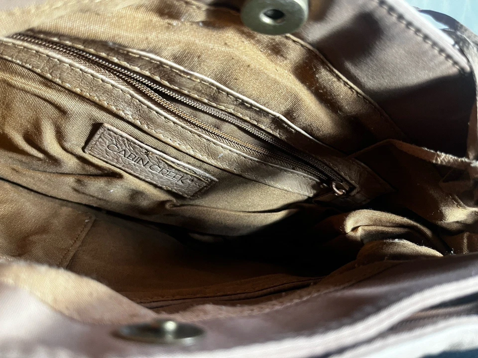 Bolsa de ombro Western Cabin Creek conhaque marrom couro genuíno ajustável - Imagem 3 de 4