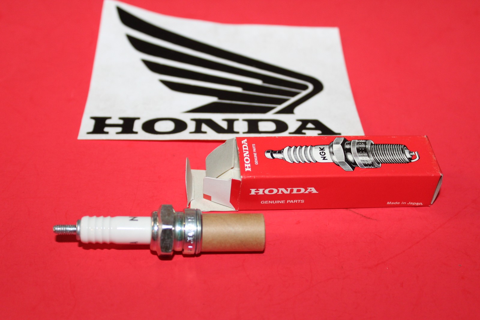 NOS Honda Spark Plug 81 ATC185 80-81 ATC200 75-84 CB400 OEM # 98069-58717